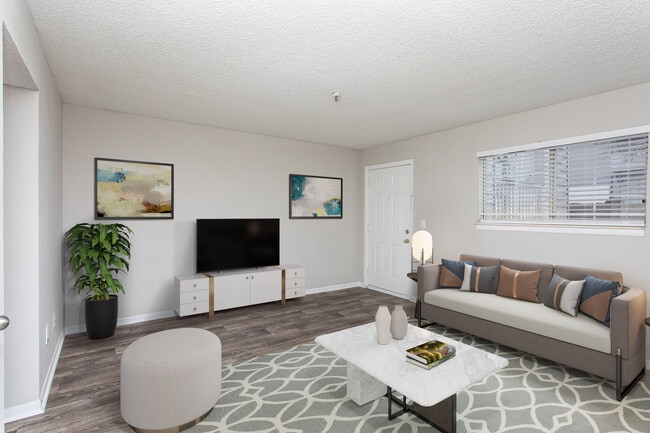 Building Photo - Avondale Place Rental