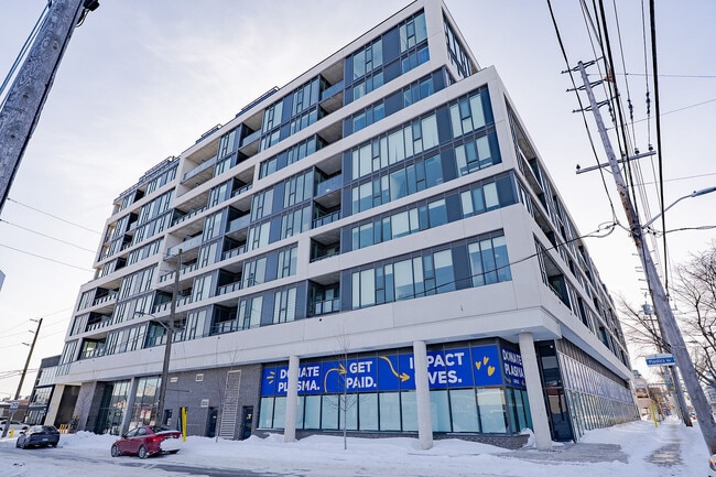 Building Photo - 859 The Queensway