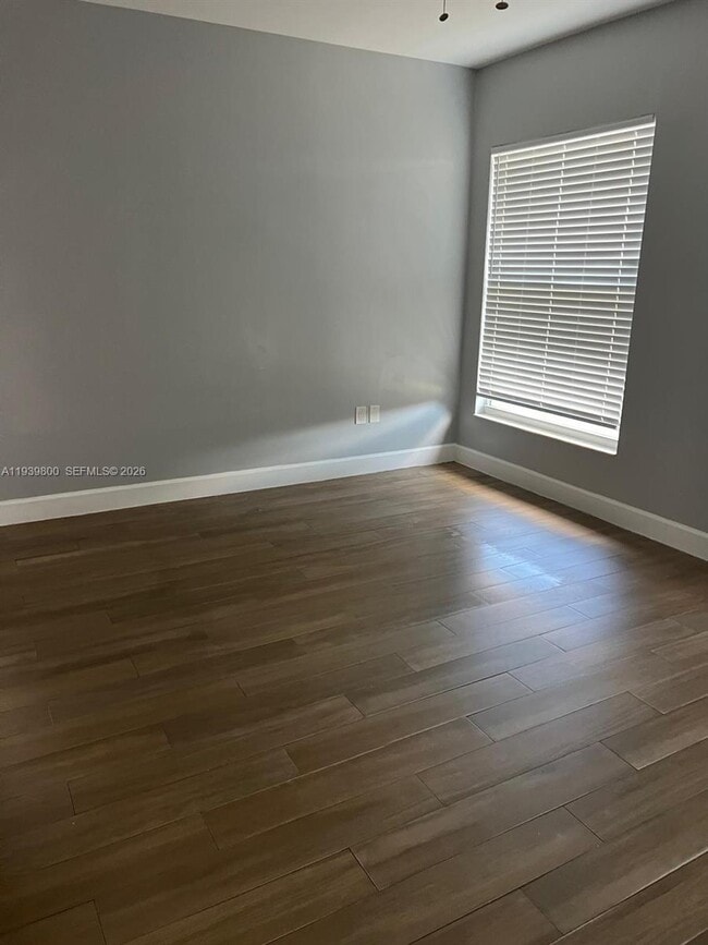 Photo - 1221 NE 9th St Unit 1-2