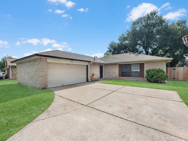 Building Photo - 7234 Lost Fable Ln