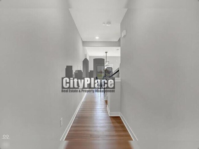 Photo - 6635 Halsey St