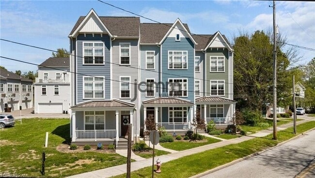 Building Photo - 12203 Ashbury Ave