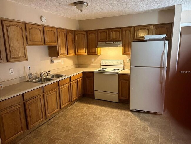 Photo - 8203 N Klondyke St