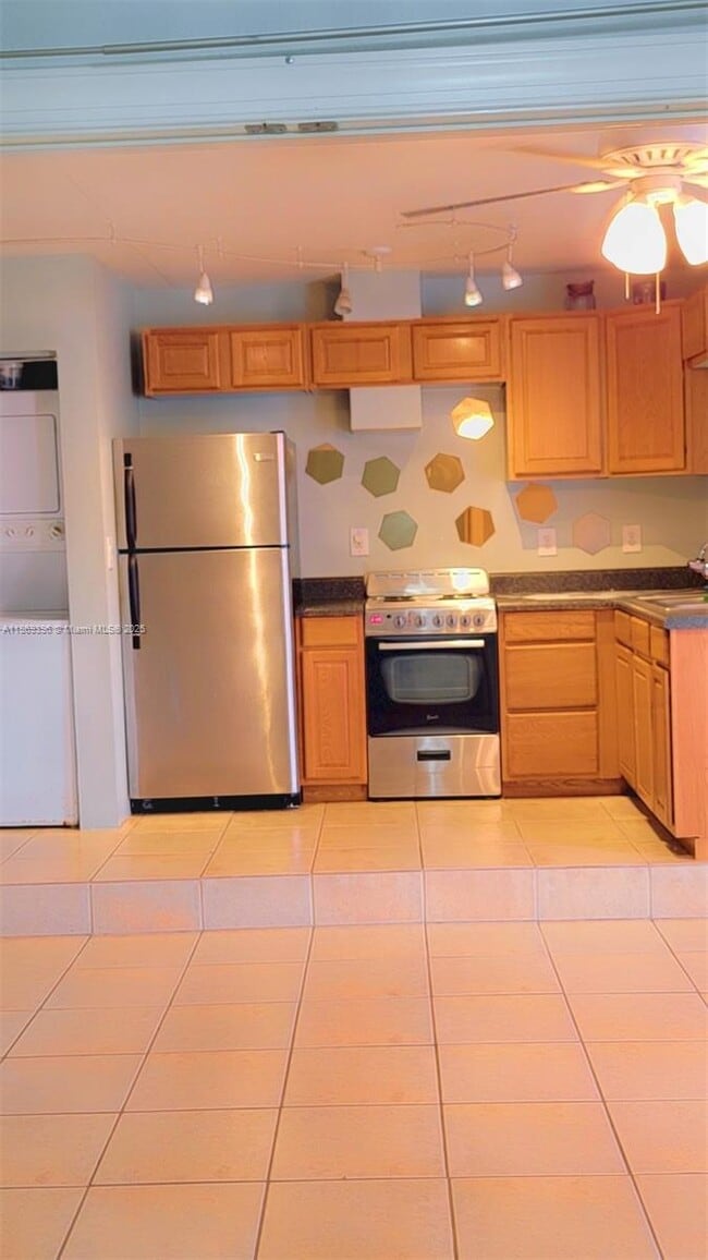 Building Photo - 850 SW 55th Terrace Unit 0 Rental