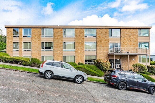 Photo - Lake Terrace