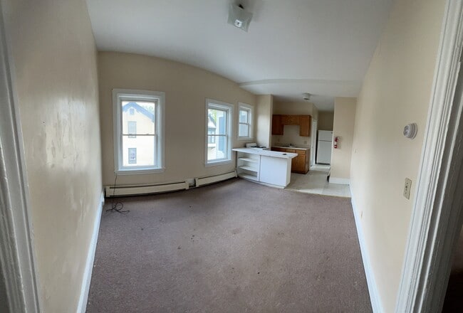 Building Photo - 24 Loomis St Unit 5 Rental