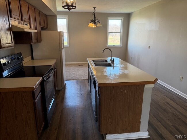 Photo - 4518 Hall Rd