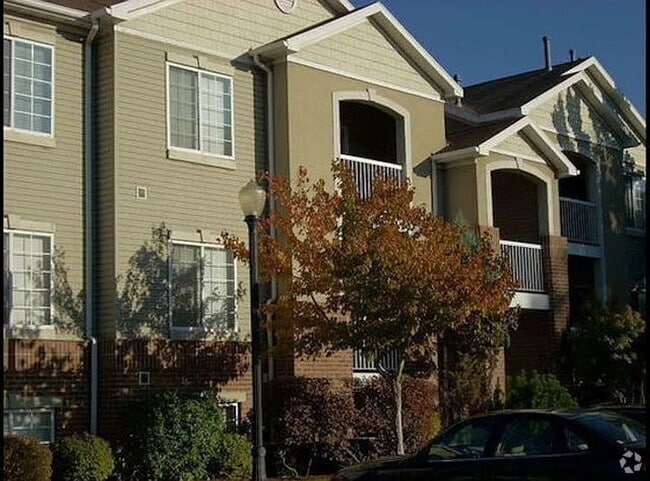 Building Photo - Gorgeous home!