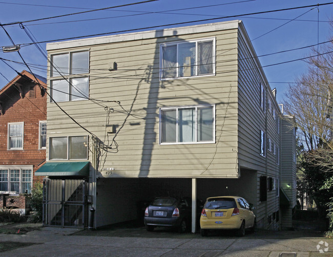 Building Photo - Eastwind Apartments