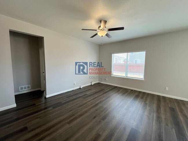 Photo - 913 Twining Ave