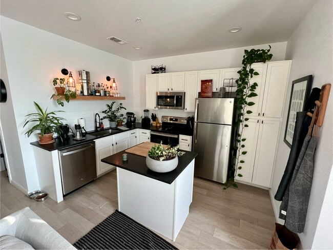 Photo - 101 Elm Ave Unidad 22