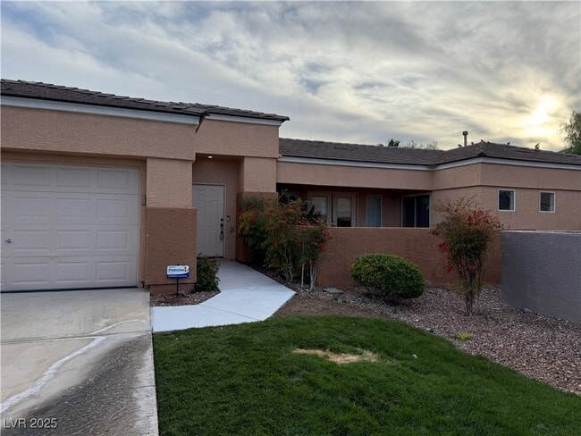 Building Photo - 641 Bear Grass St