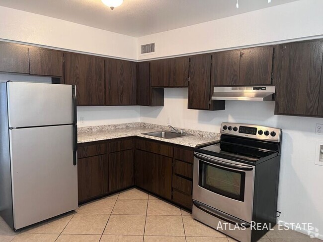 Building Photo - 8315 N 61st Ave Unit 04 Rental