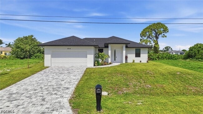 2210 NW 9th Ave