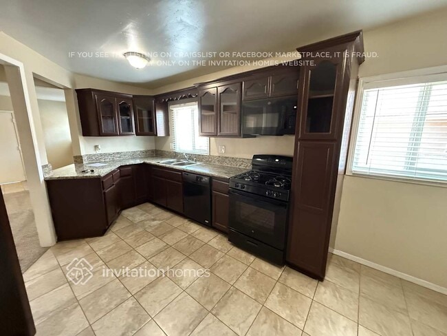 Photo - 5715 Deane Ave