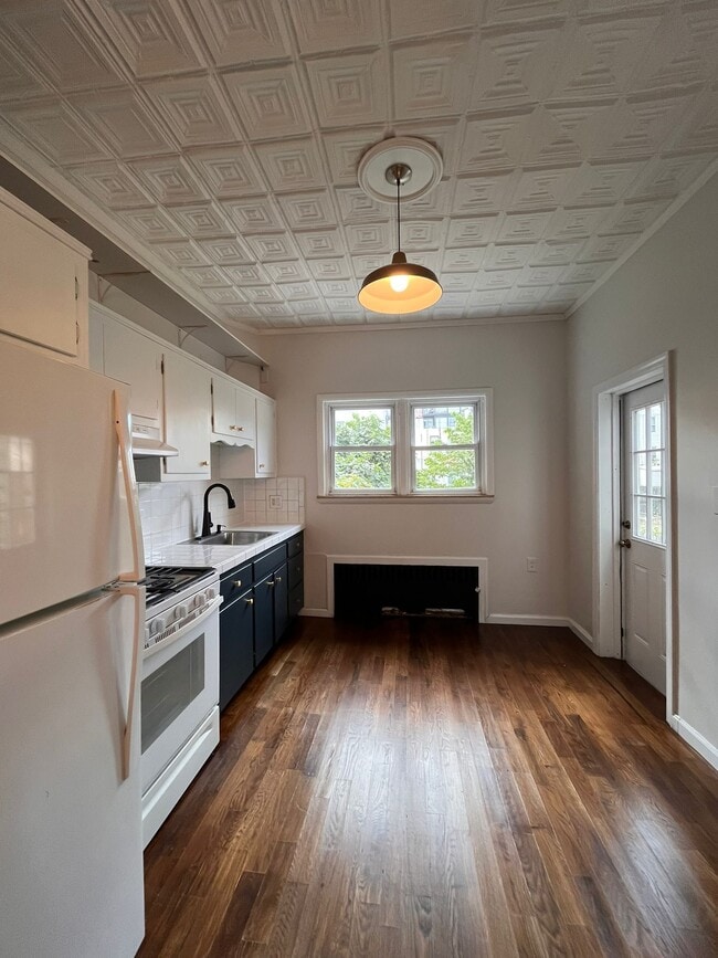 Building Photo - 309 Summit Ave Rental
