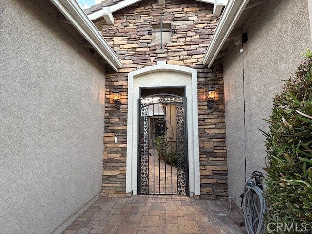 Photo - 483 Lyle Dr