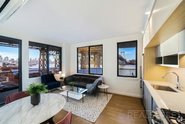 Building Photo - Waterfront Luxury 2 BED with Wrap arround ... Rental