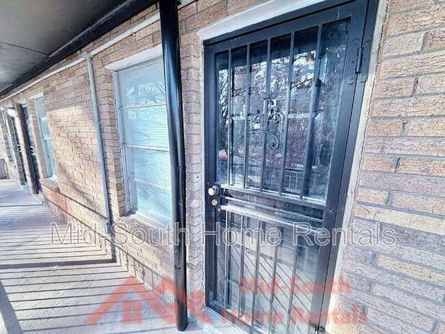 Photo - 139 N Claybrook St Unit 6