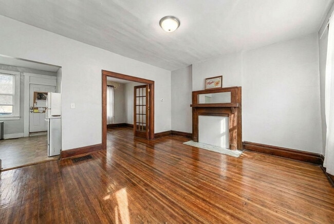 Photo - 396 E Northwood Ave