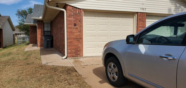 Photo - 1905 SW E Ave Unidad B