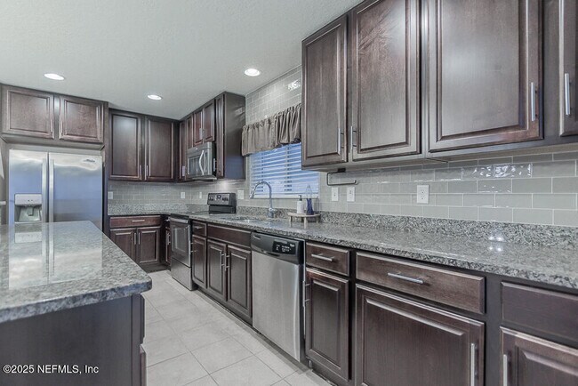 Photo - 2143 Chandlers Walk Ln