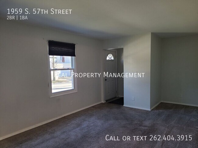 Photo - 1959 S 57th St