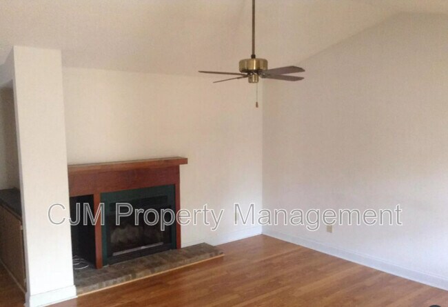 Photo - 116 Etling Ave