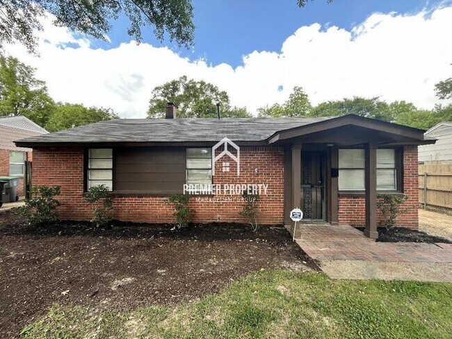 Photo - 4572 Violet Ave House