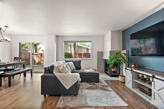 Photo - 529 S Beach St