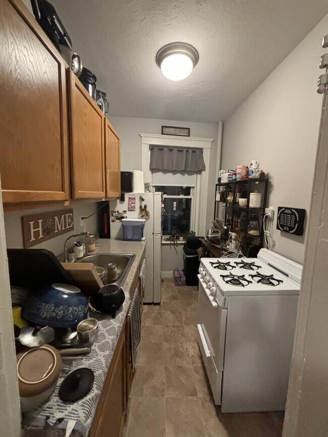 Photo - 4 Woodstock Ave