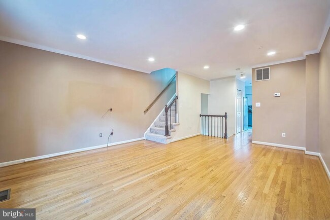 Photo - 948 S Rolfe St