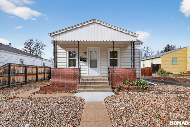 Building Photo - 4325 S Cherokee St