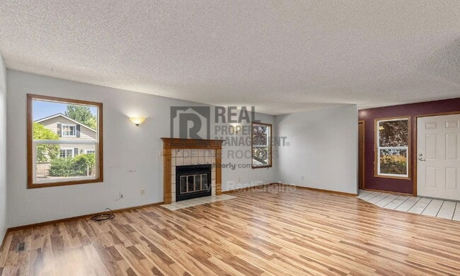 Photo - 773 Johnson Ave