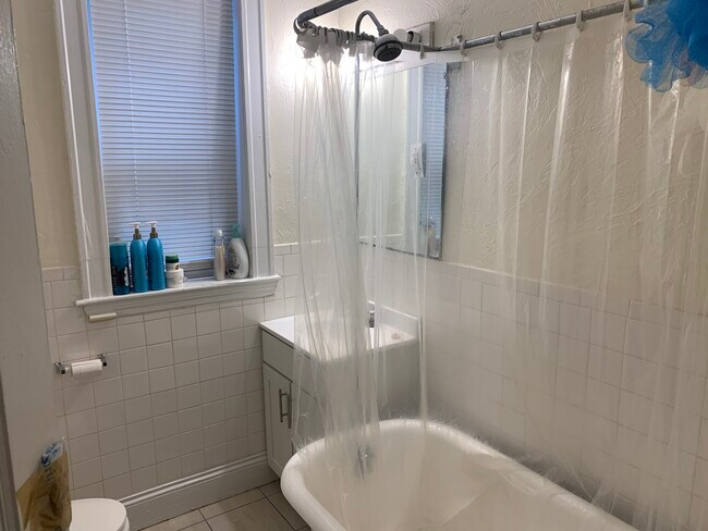 Photo - 520 Cambridge St Unit 4