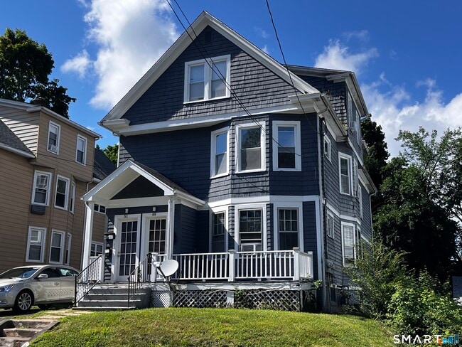Building Photo - 49 Fairfield St Unit #2
