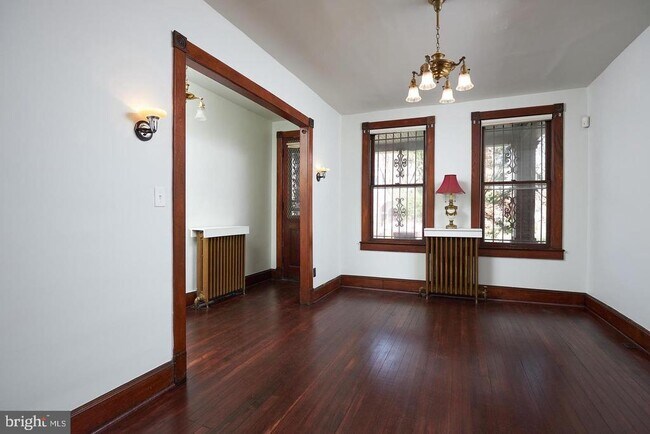 Photo - 1427 East Capitol St NE