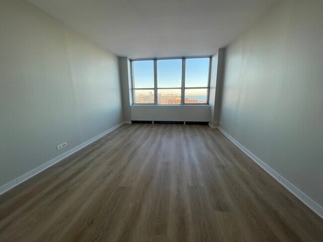 Photo - 655 W Irving Park Rd Unit 3006