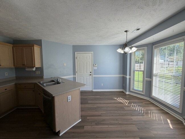 Photo - 7308 Scenic Dr