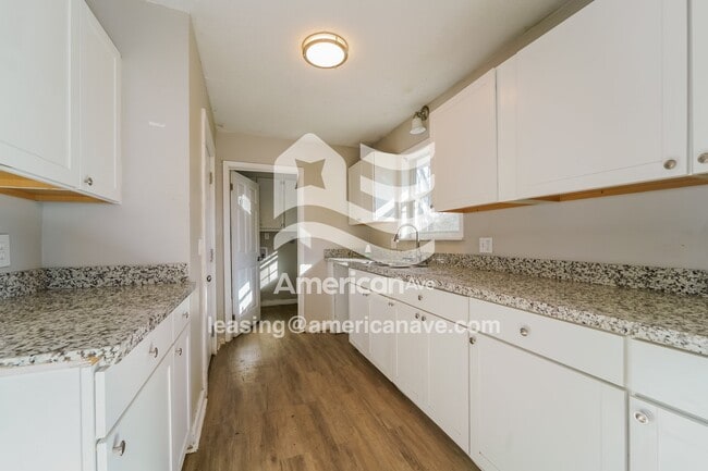 Photo - 2636 Revere St