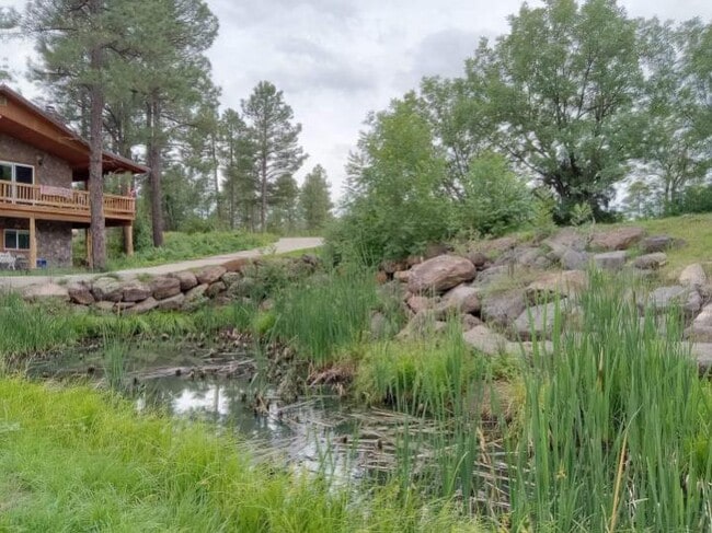 Photo - 880 Rockcrest Dr