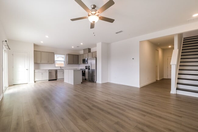 Photo - 3166 Bronte Ct