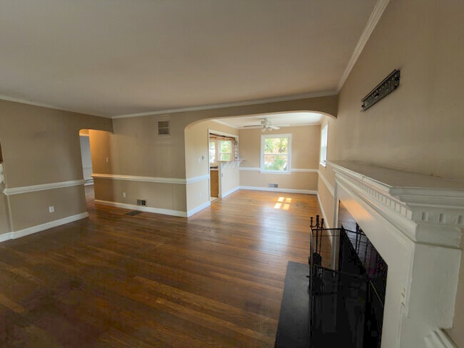 Living Room looking at Dining Room - 2001 Glebe N Rd