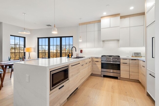 Photo - 4 Payne St Condo Unit C