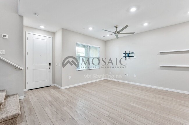 Photo - 778 E Harper St