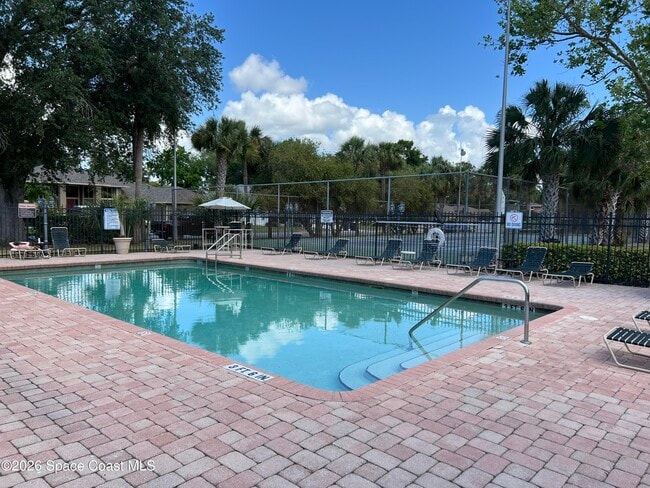 Photo - 3555 Sable Palm Ln Unit F