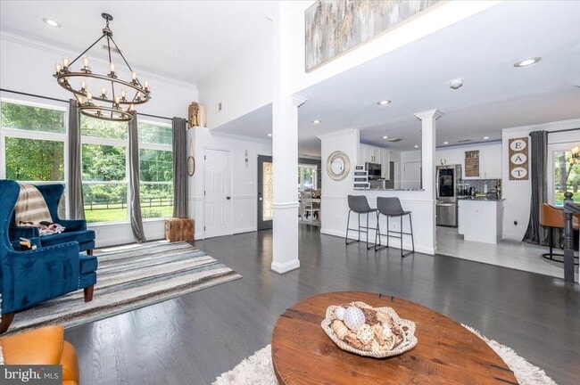 Photo - 6109 Colchester Rd