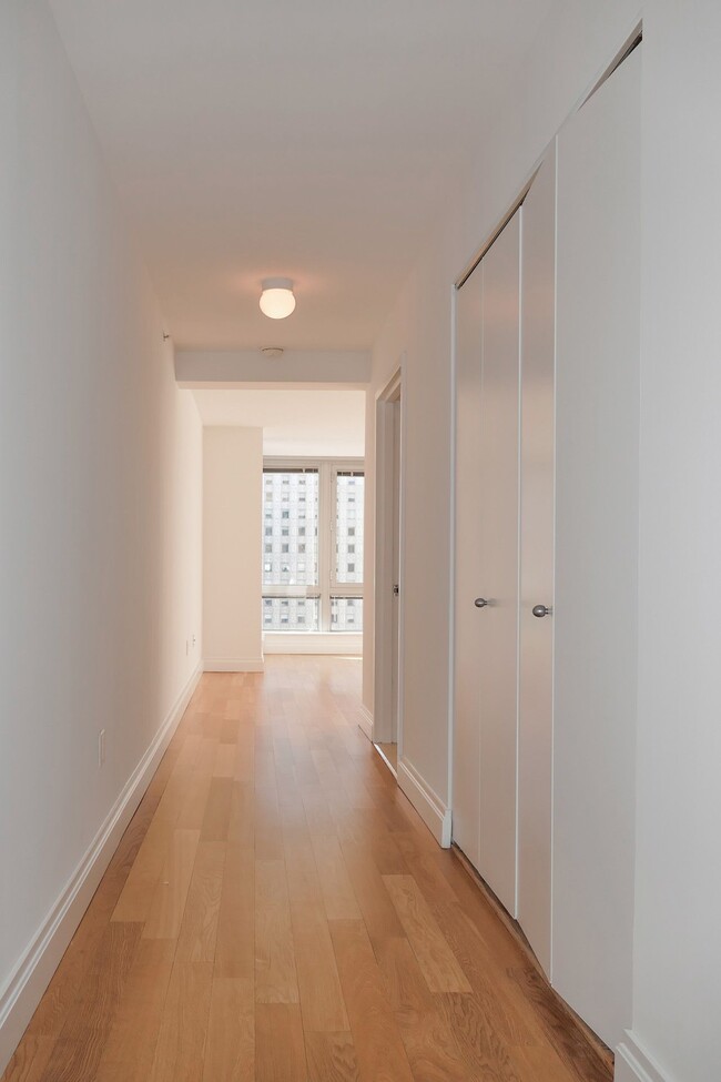 Photo - The Metropolis