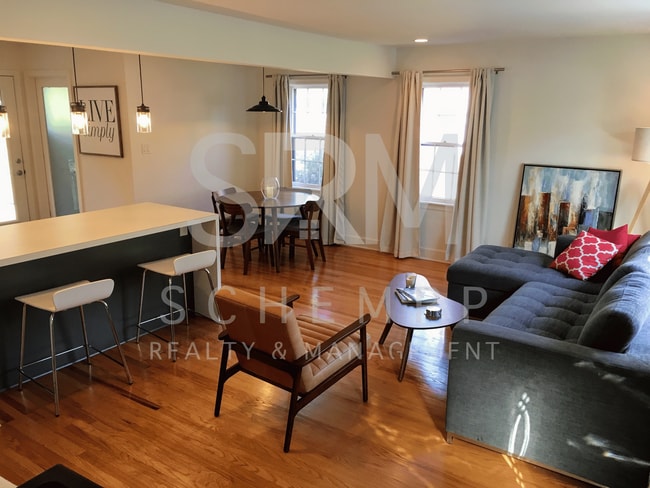 Photo - Updated 4BR with two living spaces in Hikes Point **Available Now**