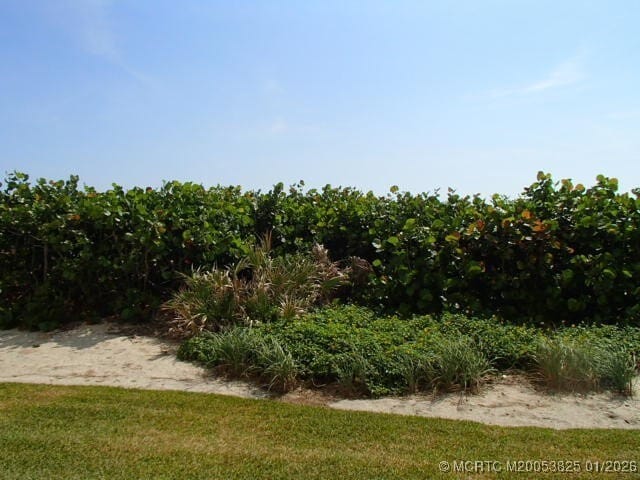 Building Photo - 7400 S Ocean Dr Unit E102